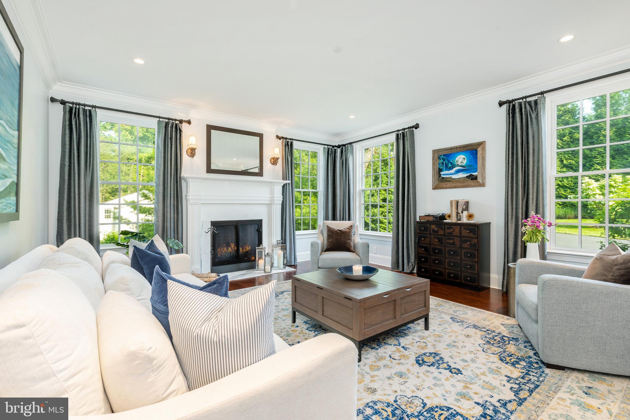 ARONWOLD - Residential