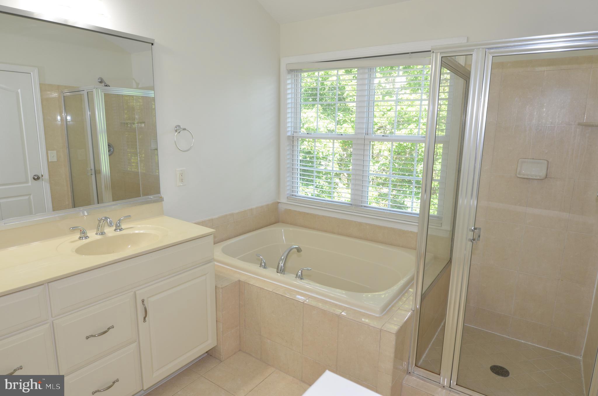 DOMINION VALLEY COUNTRY CLUB - Residential