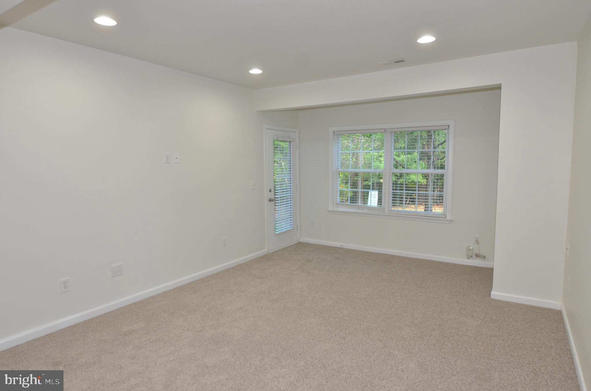 DOMINION VALLEY COUNTRY CLUB - Residential