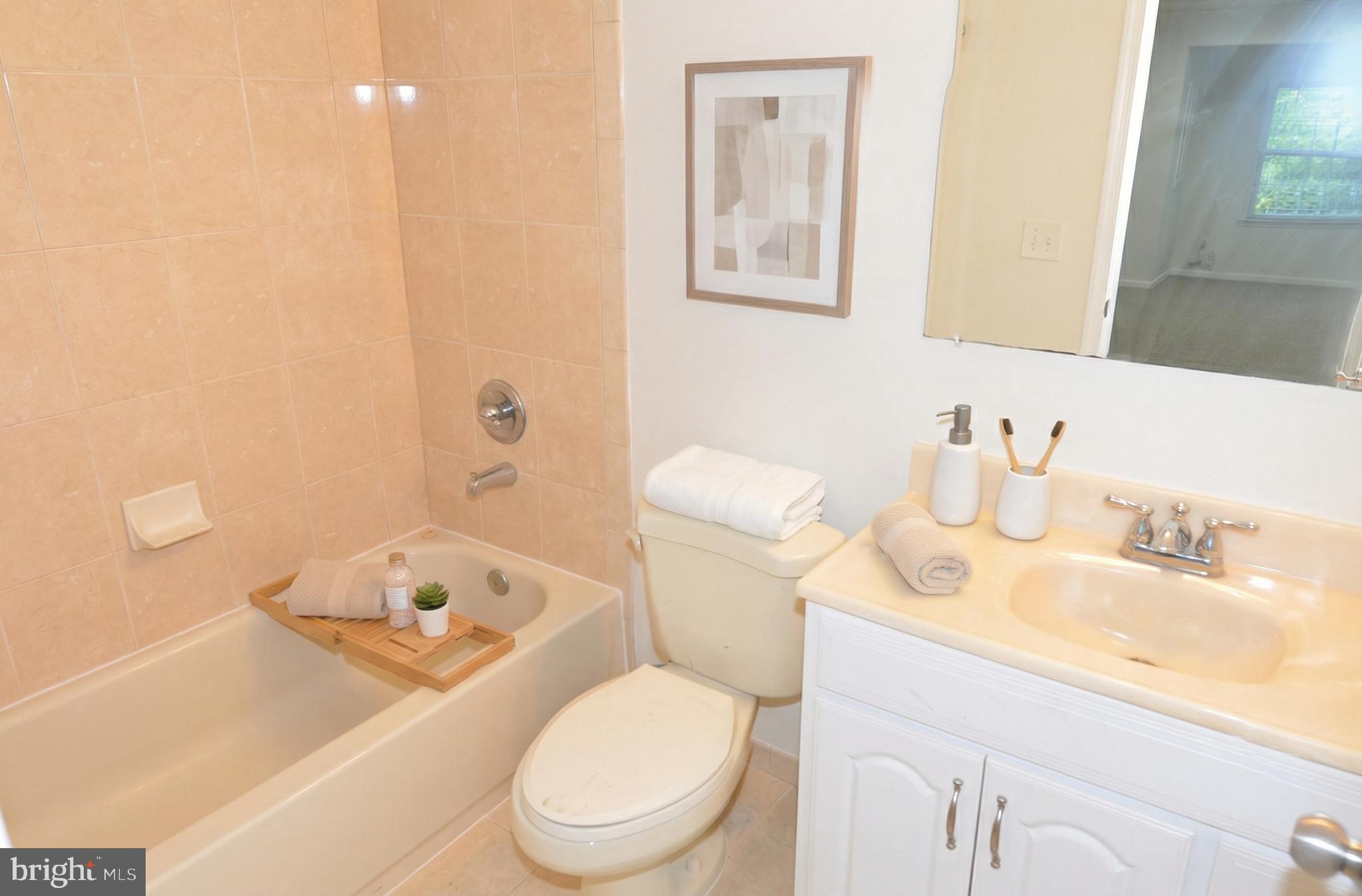 DOMINION VALLEY COUNTRY CLUB - Residential