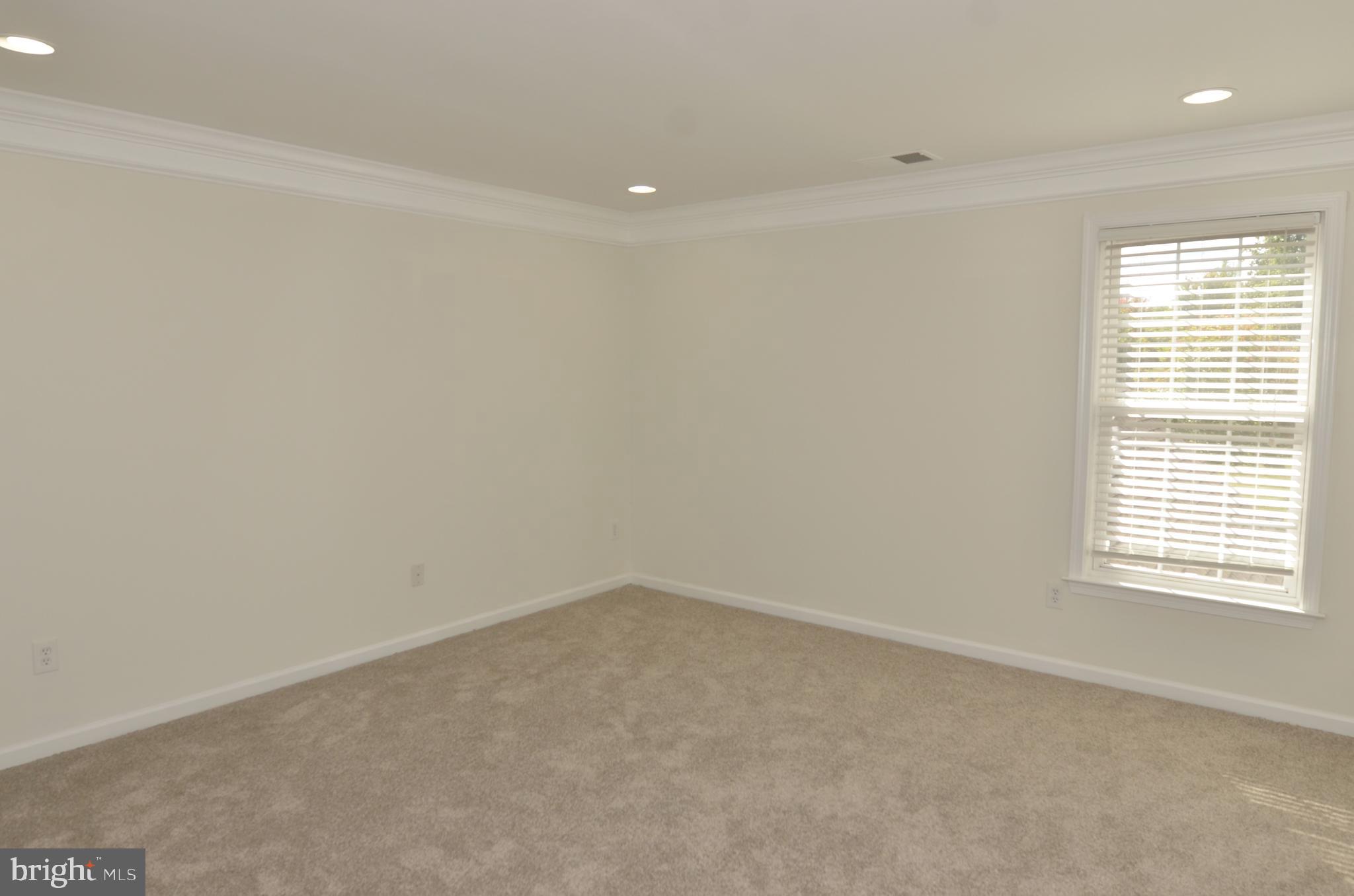 DOMINION VALLEY COUNTRY CLUB - Residential