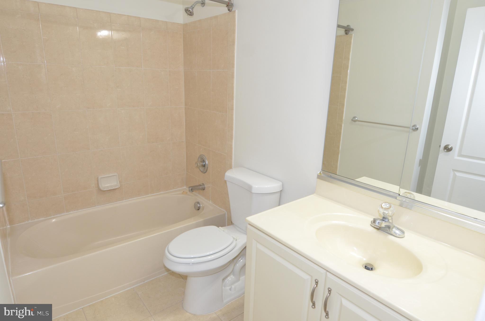 DOMINION VALLEY COUNTRY CLUB - Residential