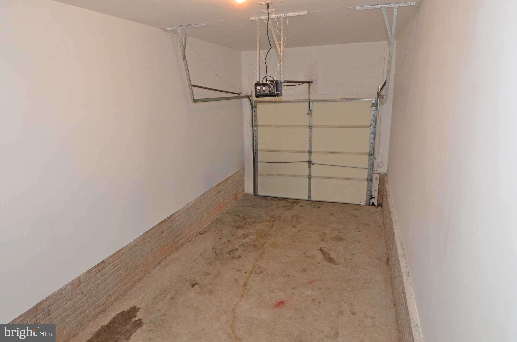 DOMINION VALLEY COUNTRY CLUB - Residential