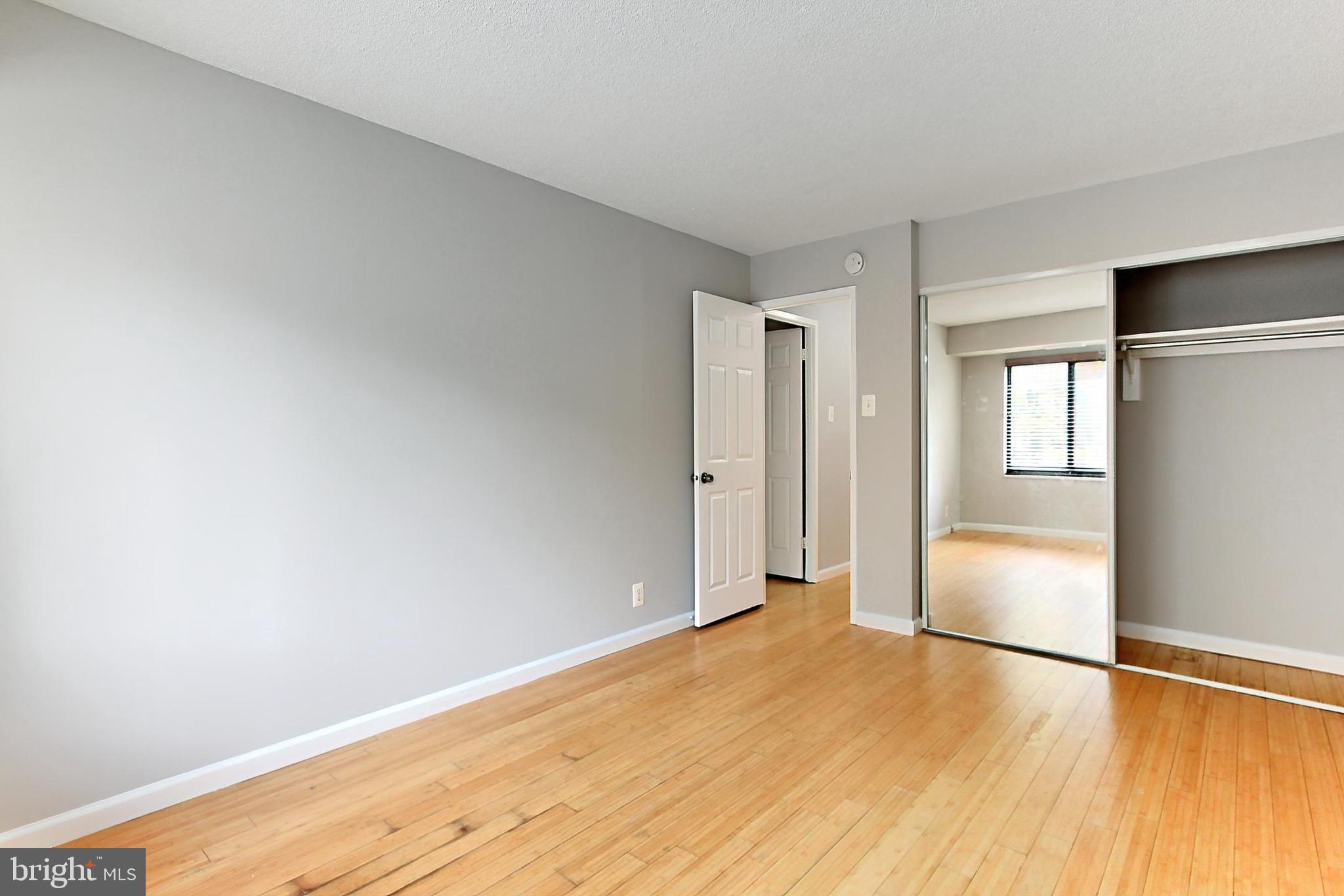 WATERGATE AT LANDMARK - Residential