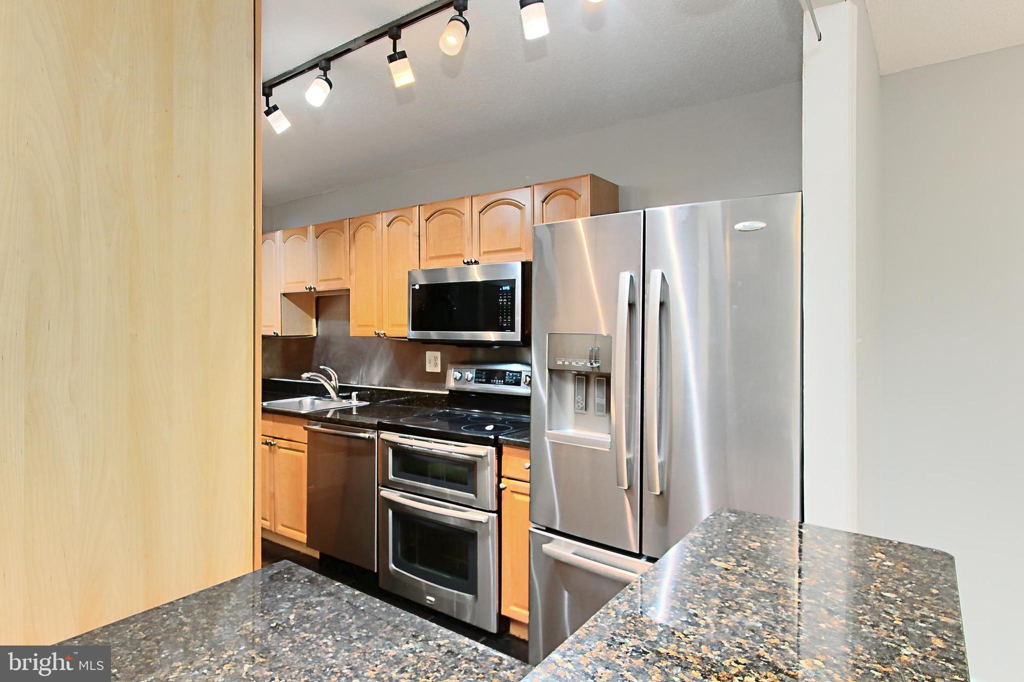 WATERGATE AT LANDMARK - Residential