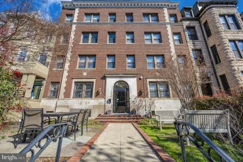 Photo of 1321 NW Fairmont Street NW #1, WASHINGTON, DC 20009 (MLS # DCDC2253152)