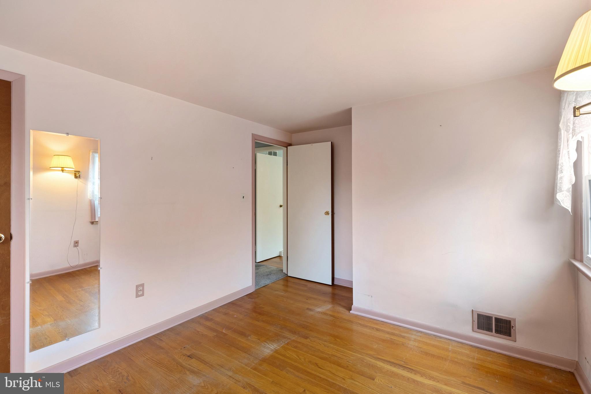 LINTHICUM HEIGHTS - Residential