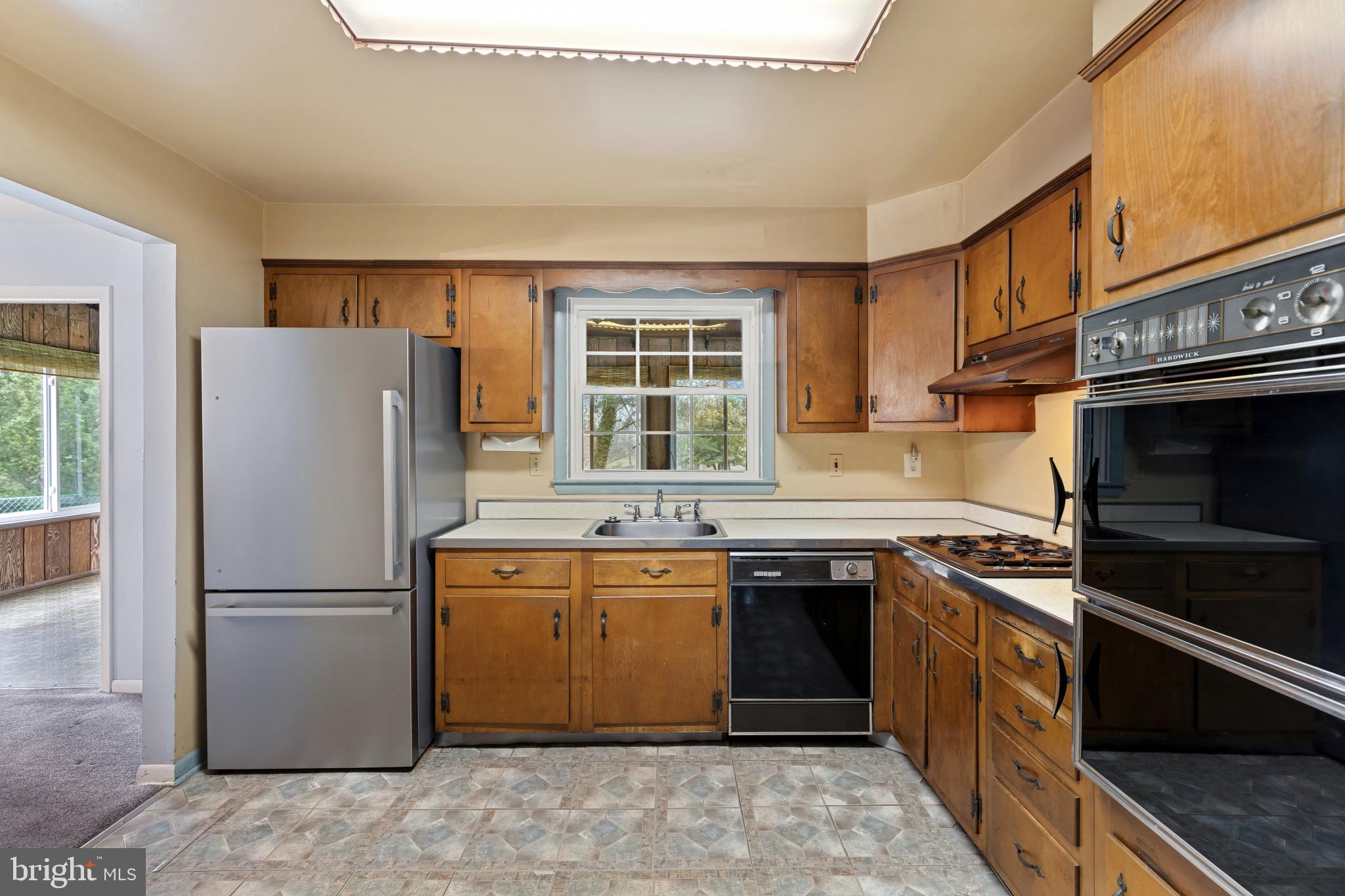 LINTHICUM HEIGHTS - Residential