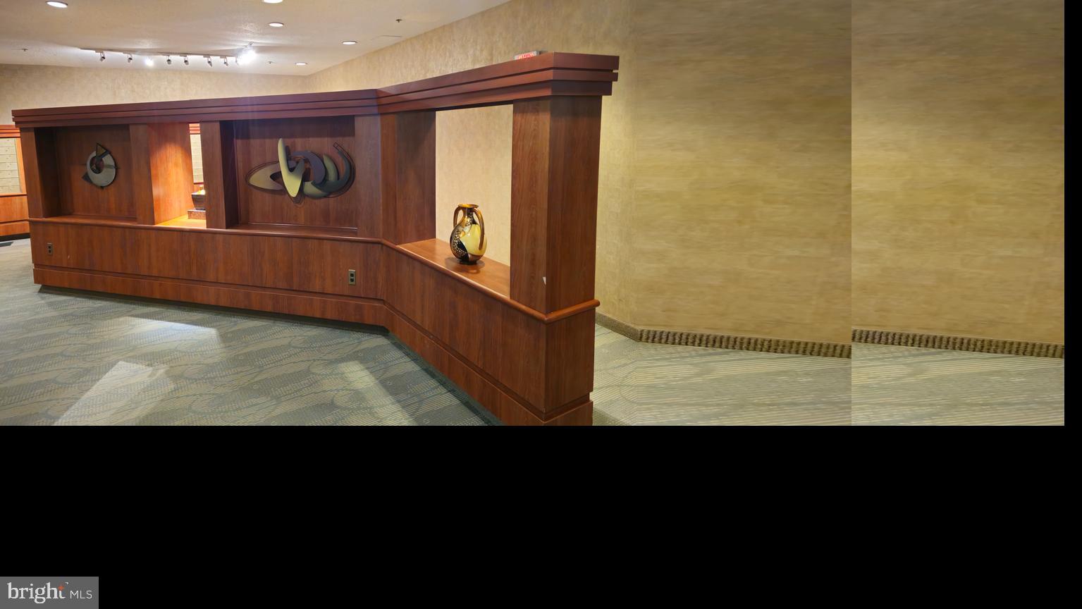 SKYLINE SQUARE CONDO - Residential