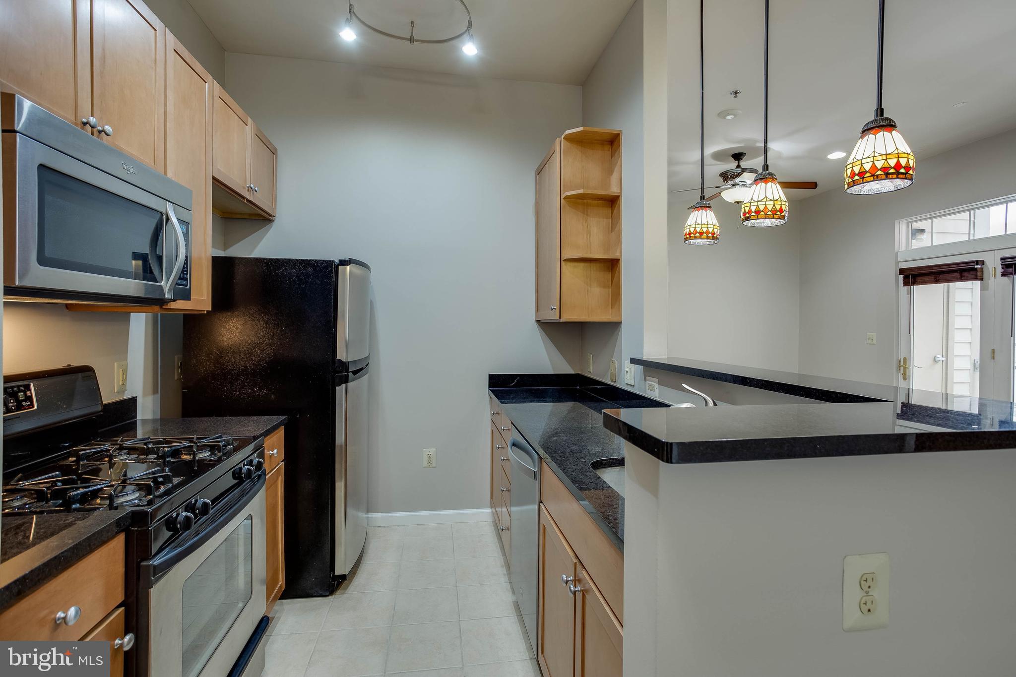 THE ROYALTON - Residential