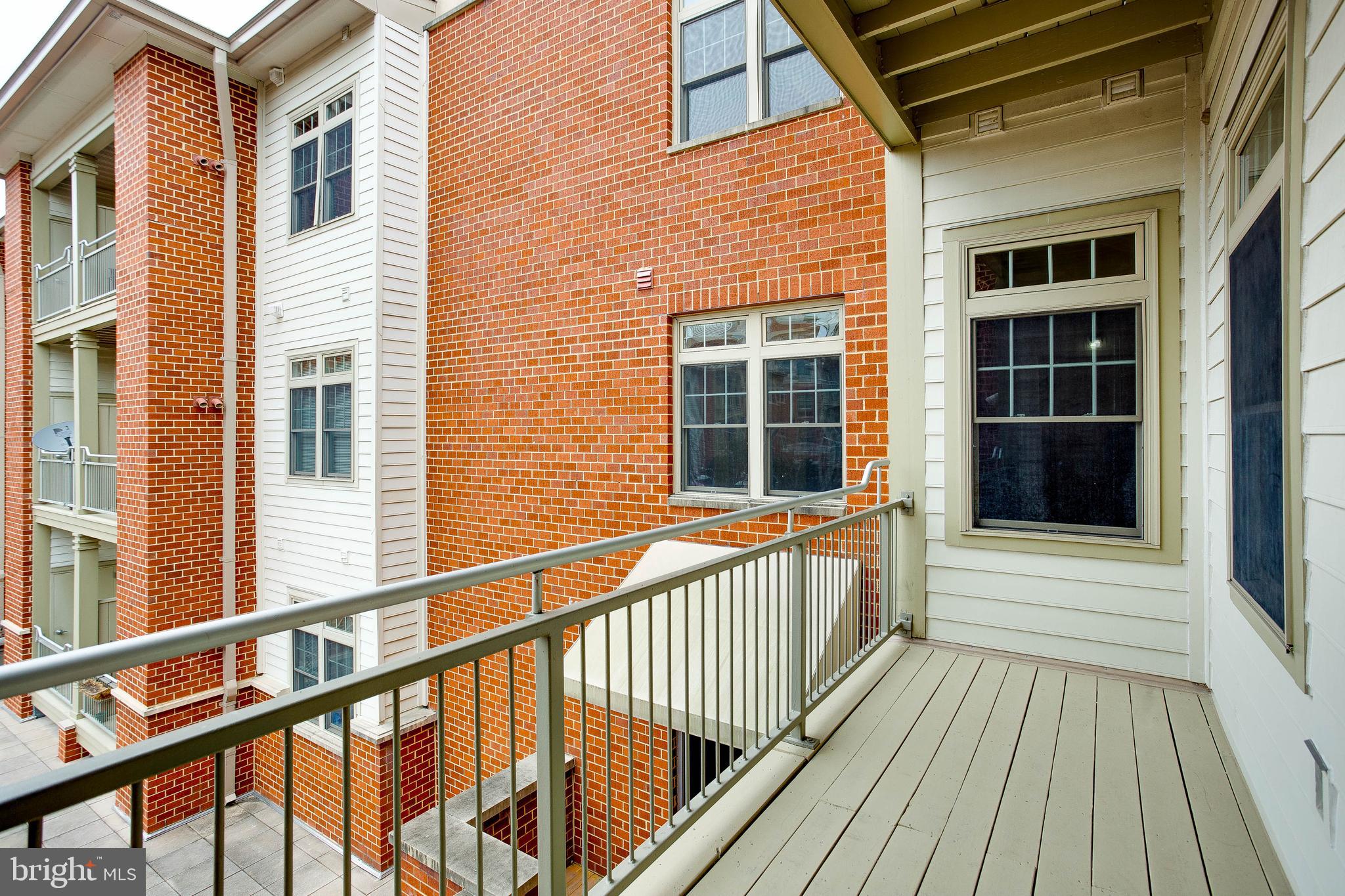 THE ROYALTON - Residential