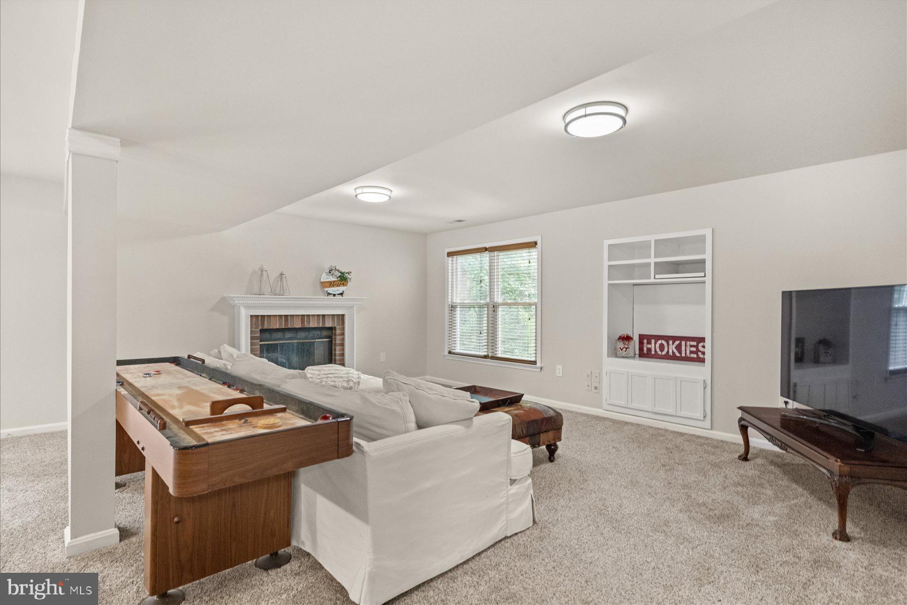 HAYDEN VILLAGE - Residential