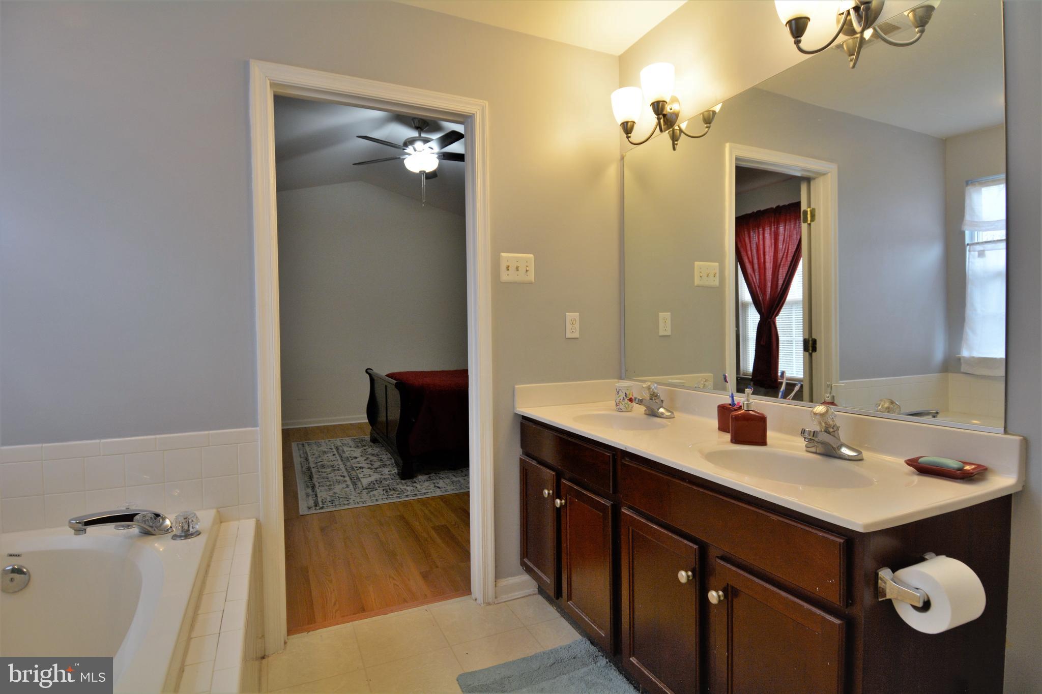 NORDAU - Residential Lease