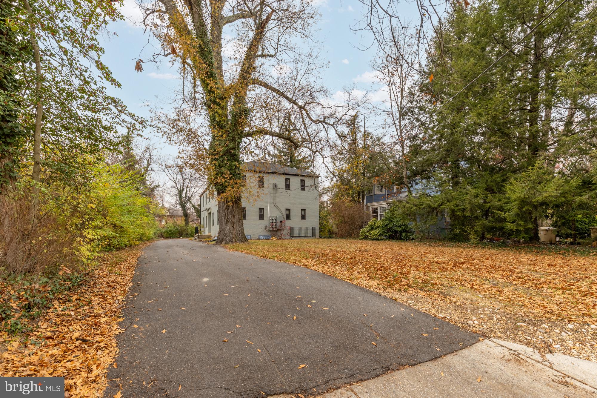 7404 COLUMBIA AVENUE