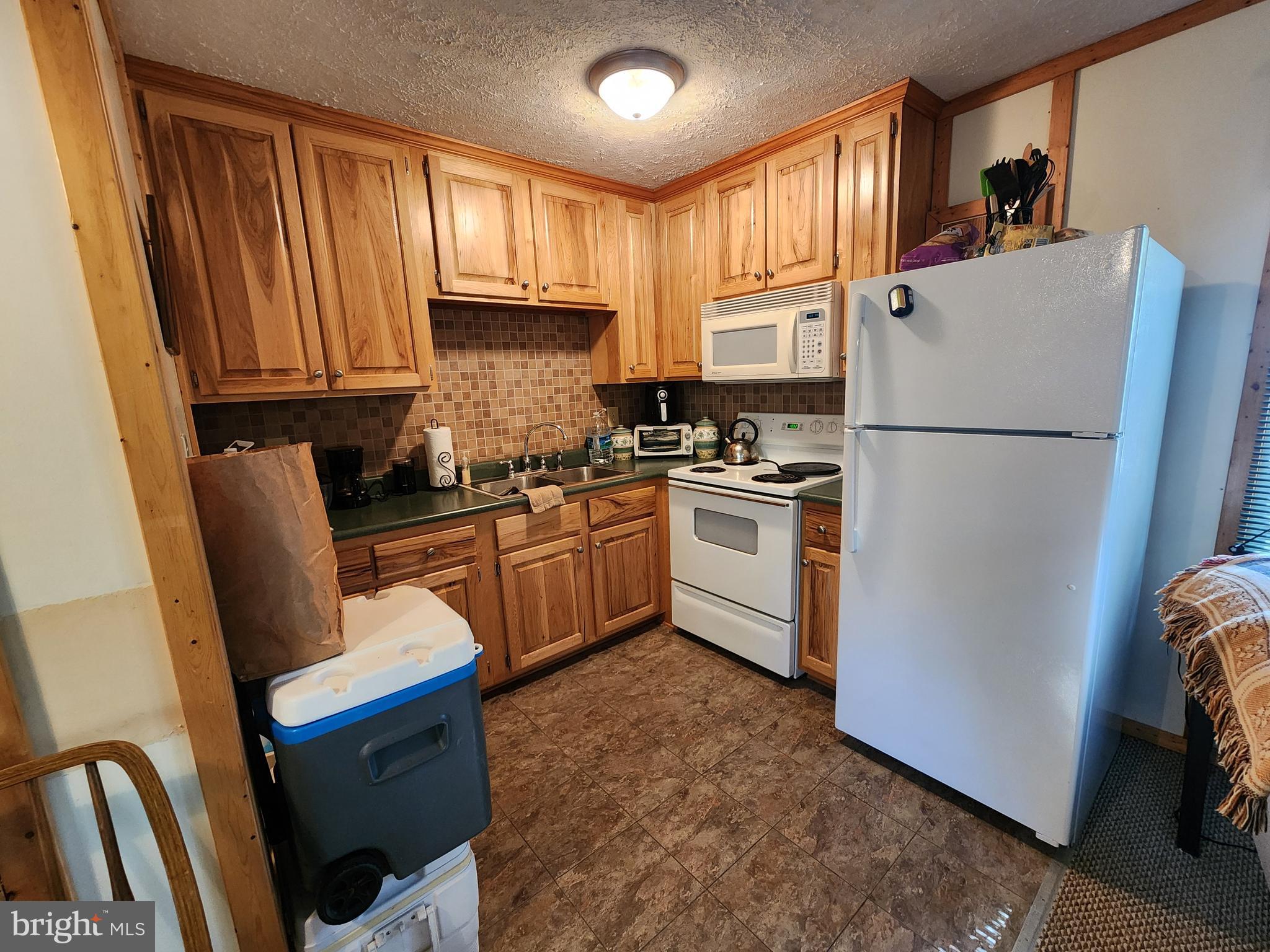 POTOMAC HIGHLAND FARM - Residential