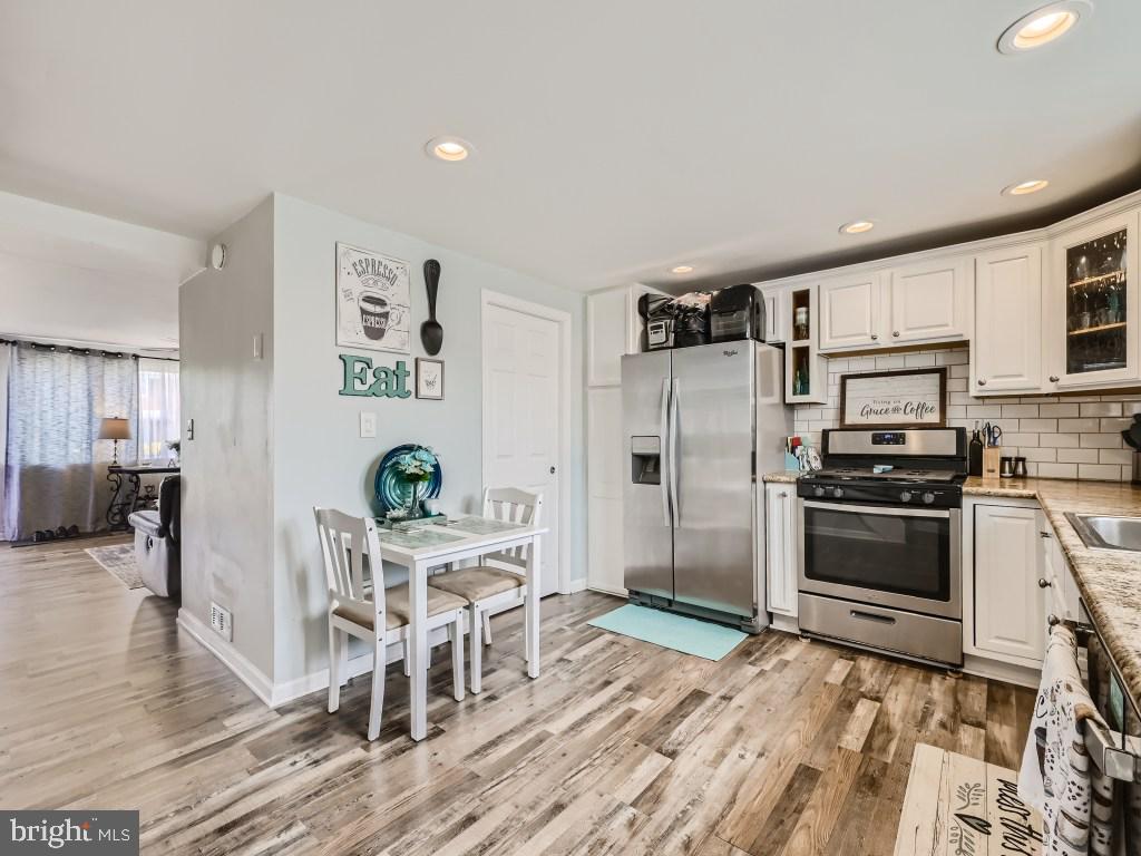 FRIENDSHIP GARDENS - Residential