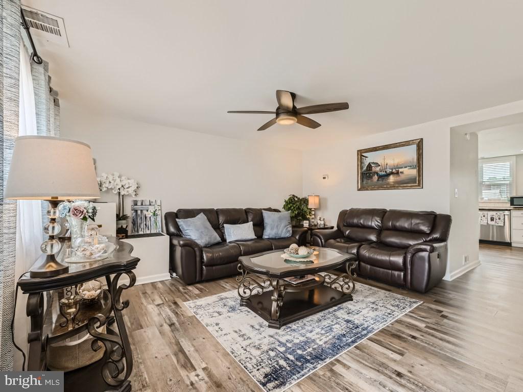 FRIENDSHIP GARDENS - Residential