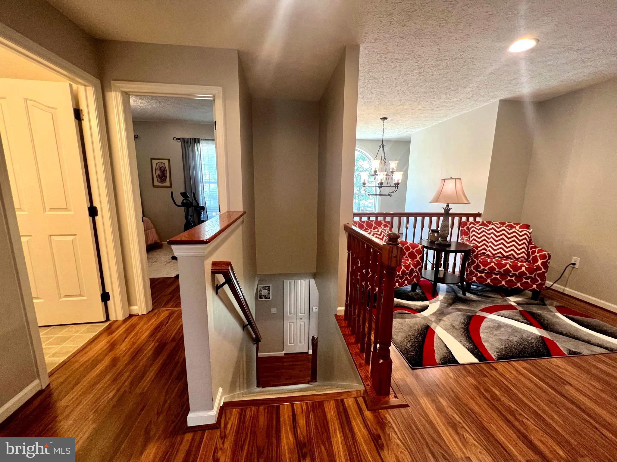 COLONIAL HEIGHTS - Residential