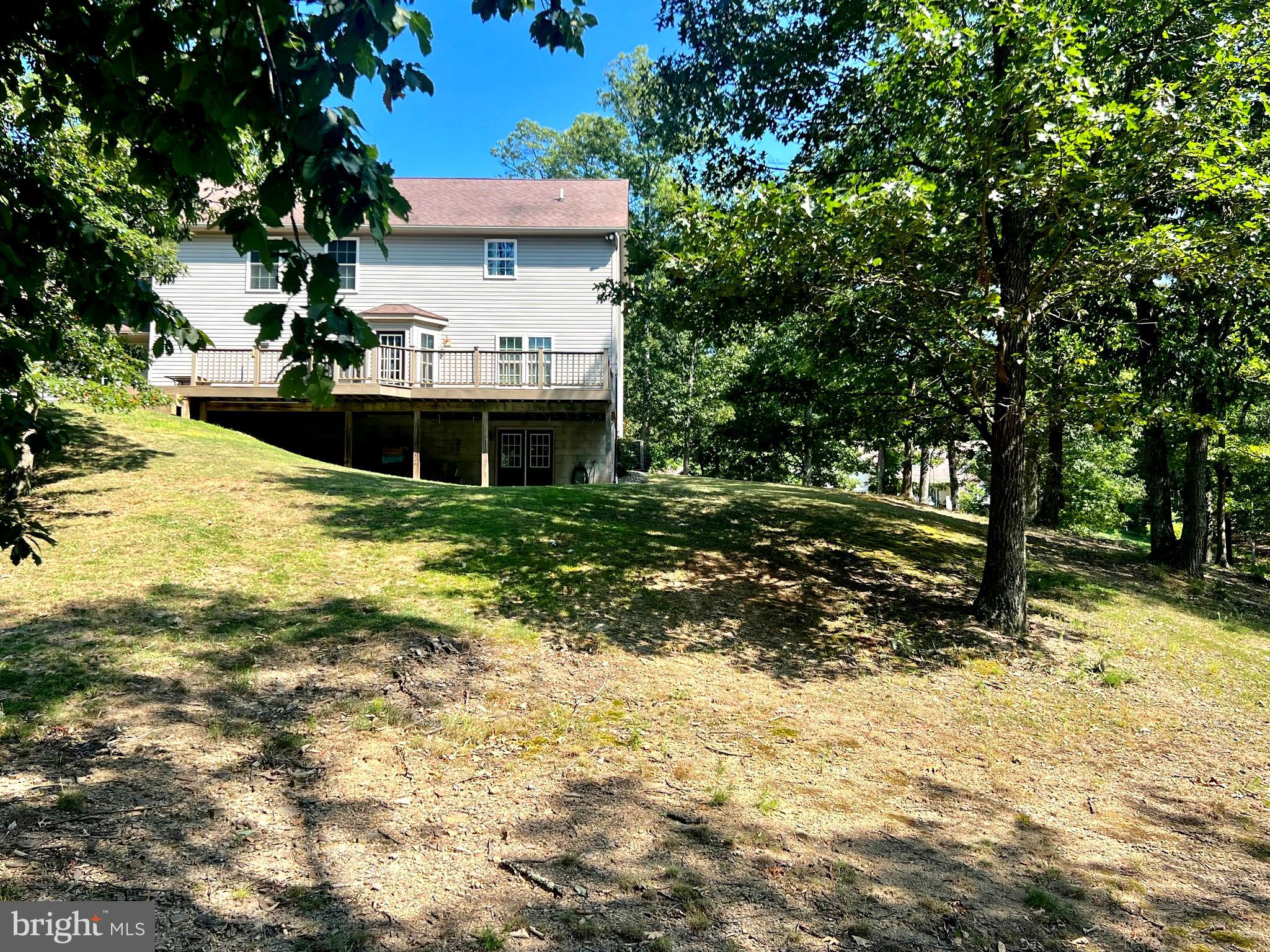 COLONIAL HEIGHTS - Residential