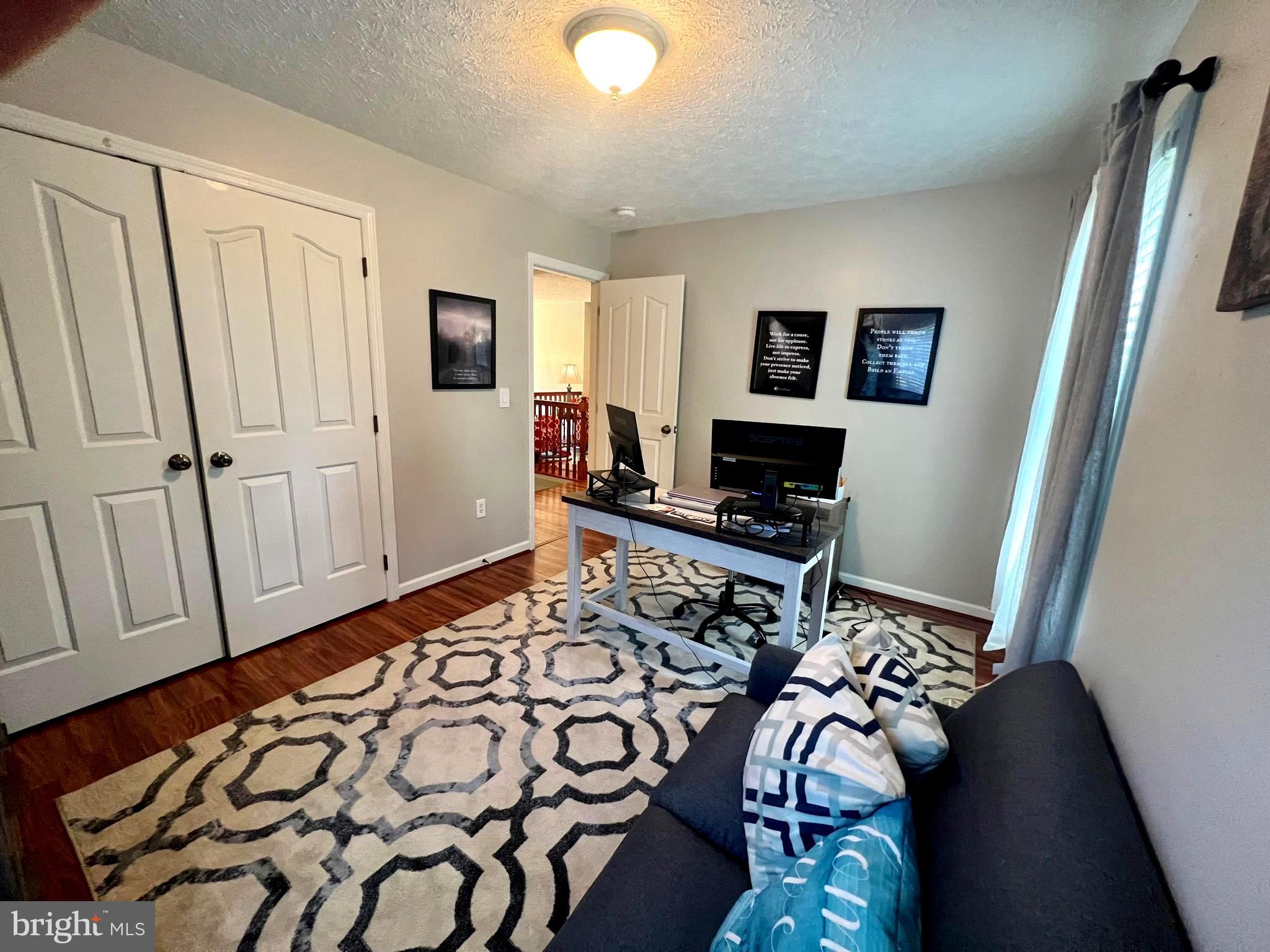 COLONIAL HEIGHTS - Residential