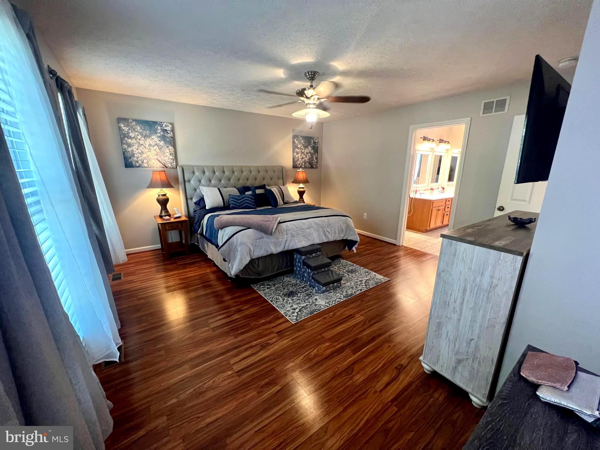 COLONIAL HEIGHTS - Residential