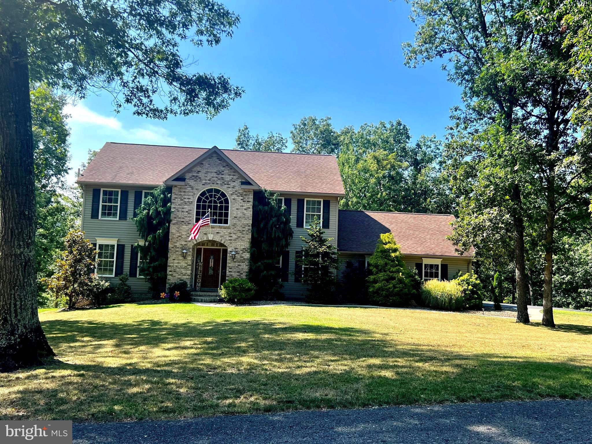 COLONIAL HEIGHTS - Residential