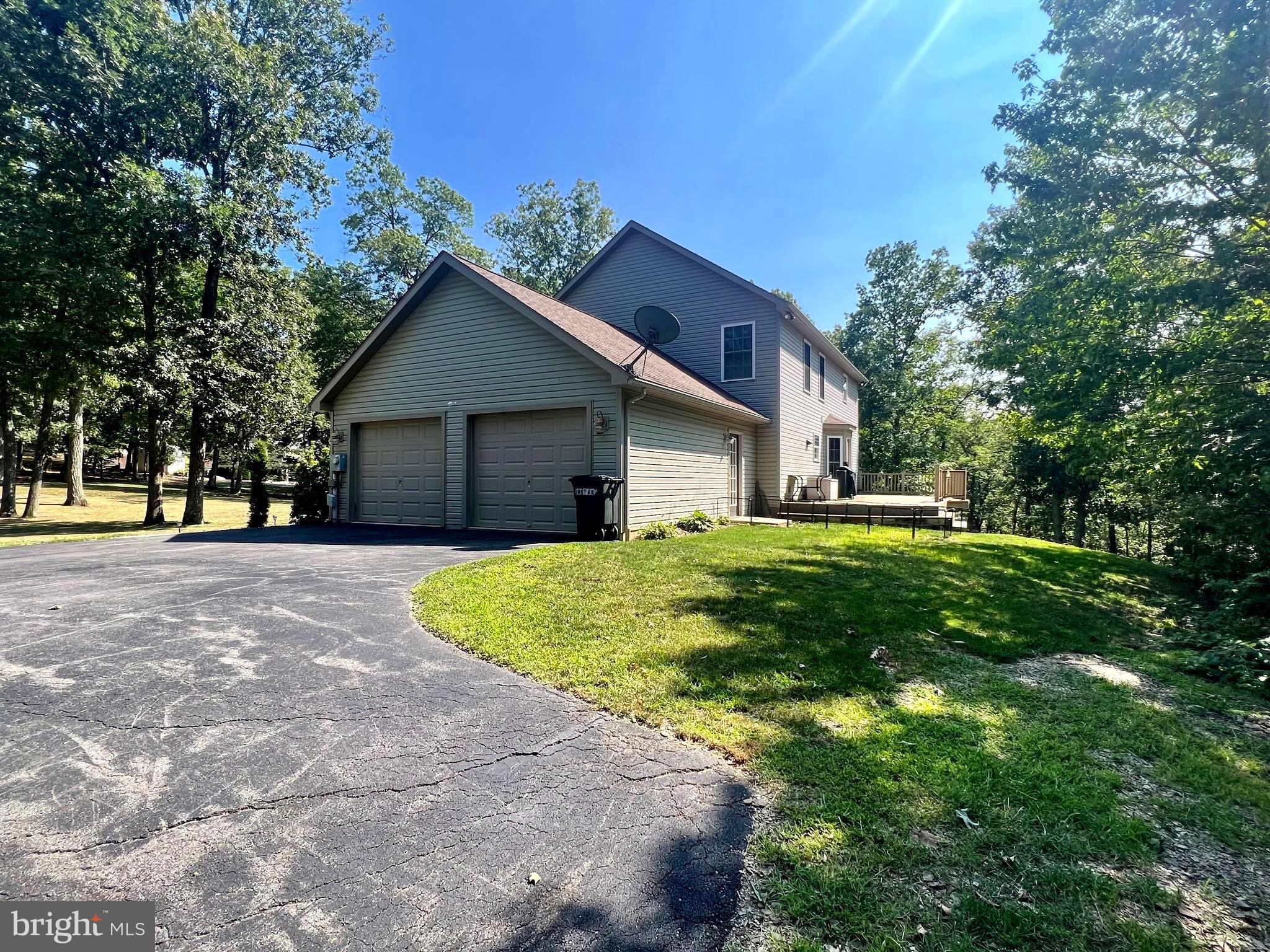 COLONIAL HEIGHTS - Residential