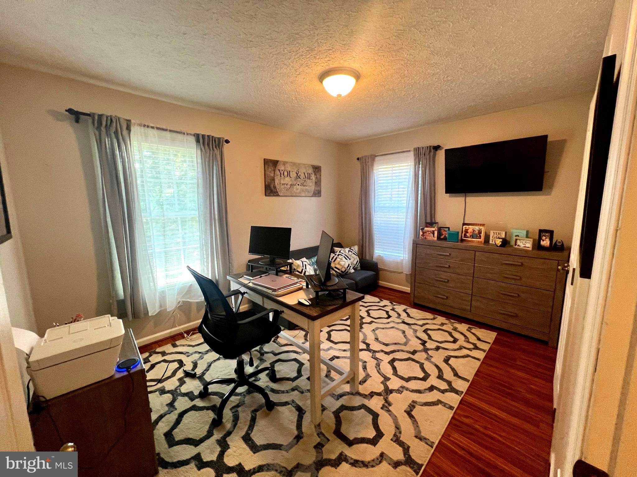 COLONIAL HEIGHTS - Residential