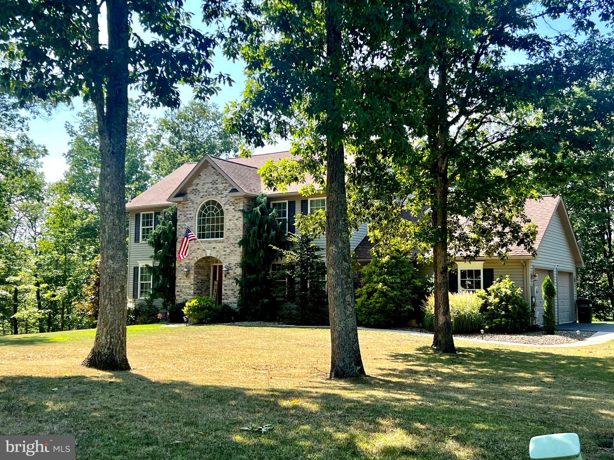 COLONIAL HEIGHTS - Residential