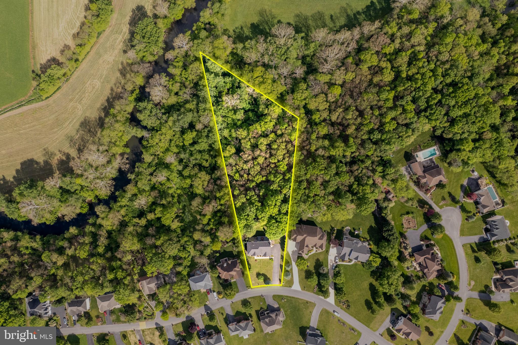 2384 CASTLEGREEN DRIVE