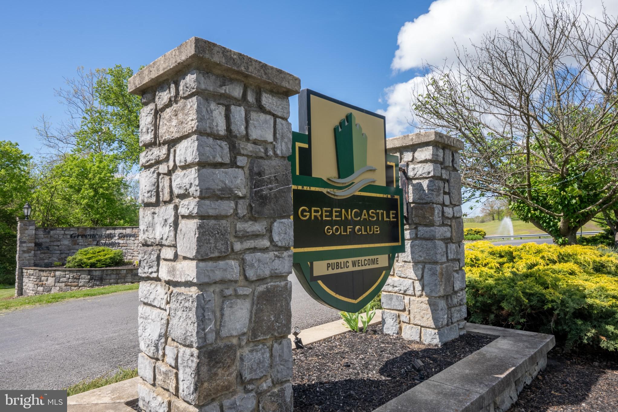 2384 CASTLEGREEN DRIVE