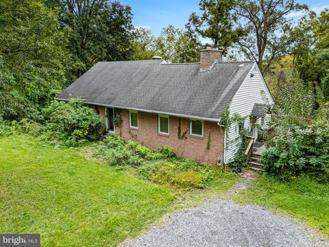 2029 PADDOCK LANE CONSHOHOCKEN PA 19428