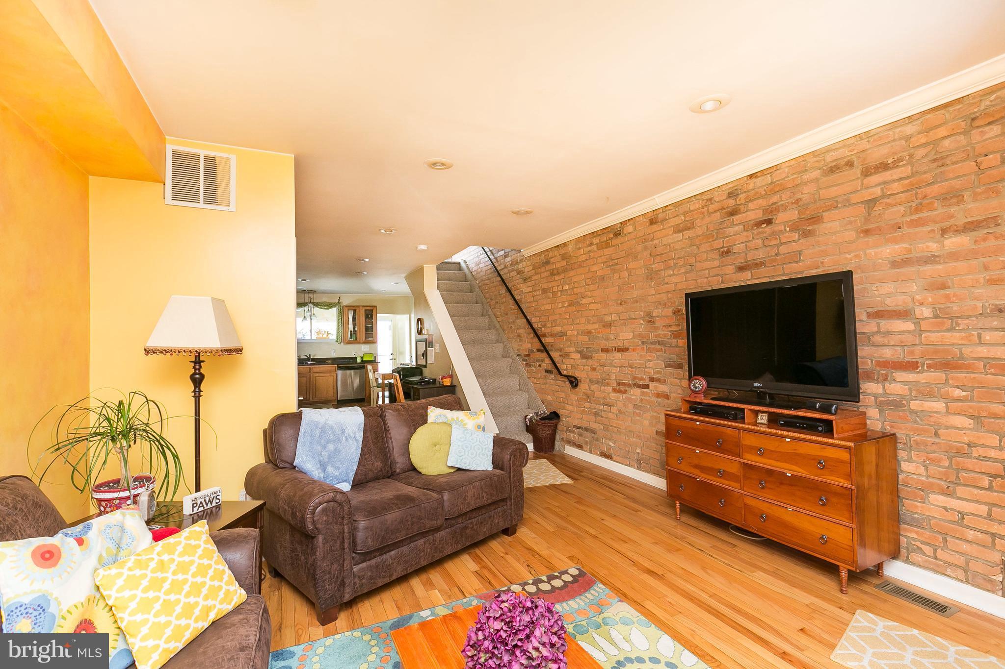 WASHINGTON VILLAGE - Residential