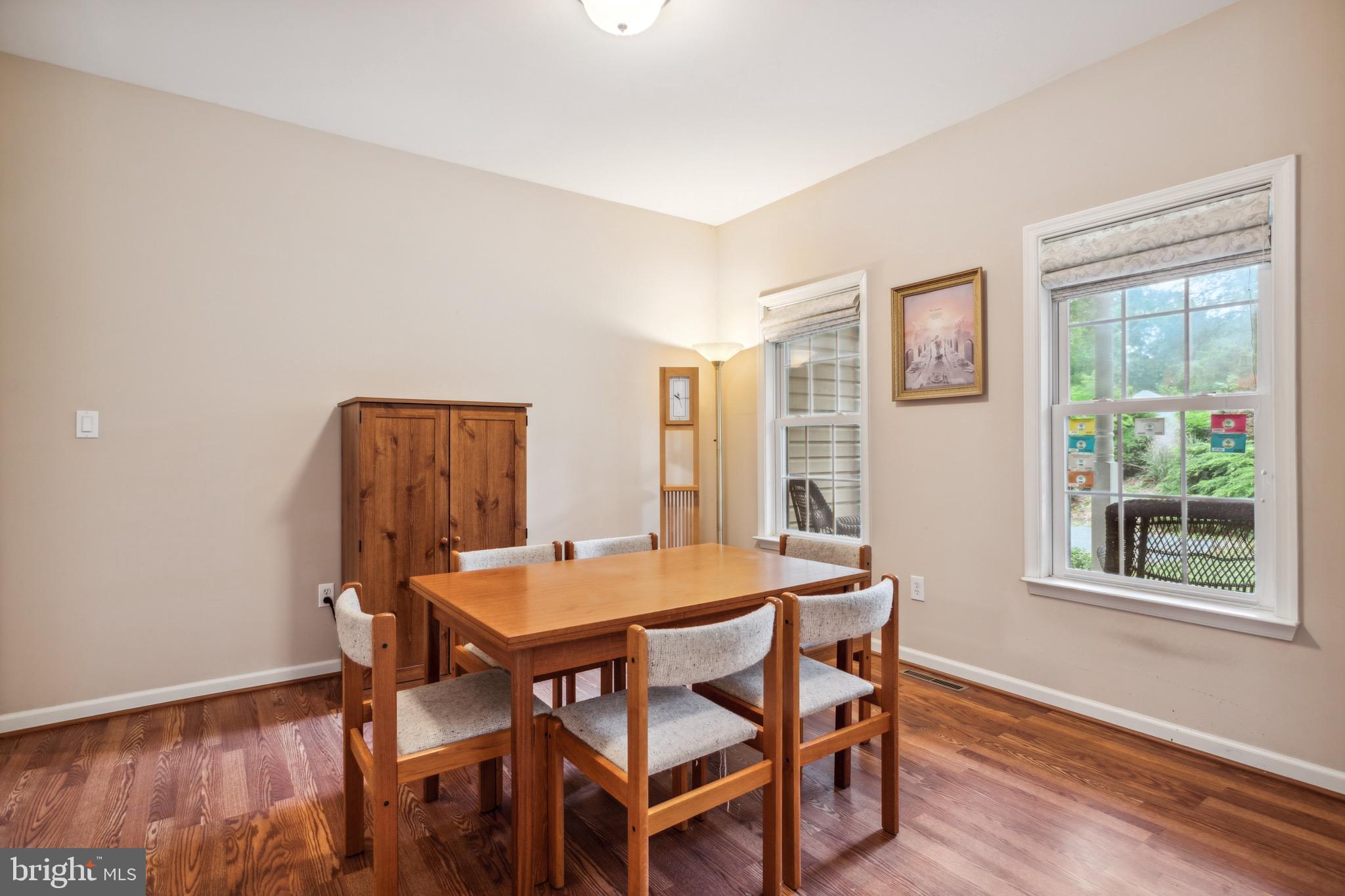 JAMESTOWN ESTATES - Residential