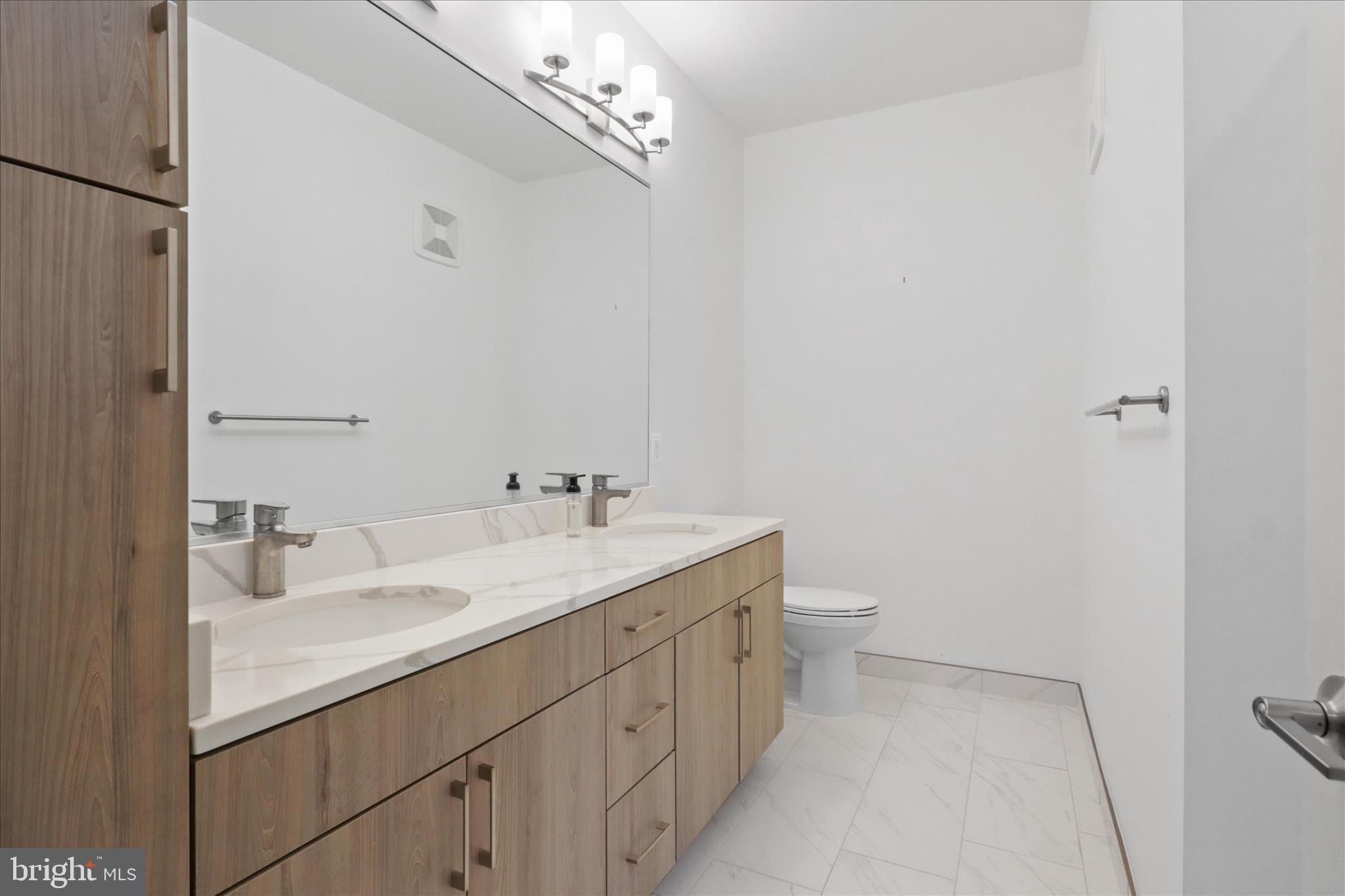 BOULEVARD VI TOWNS - Residential