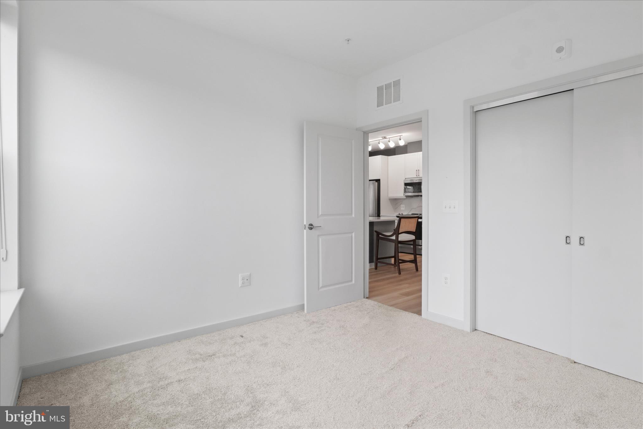 BOULEVARD VI TOWNS - Residential