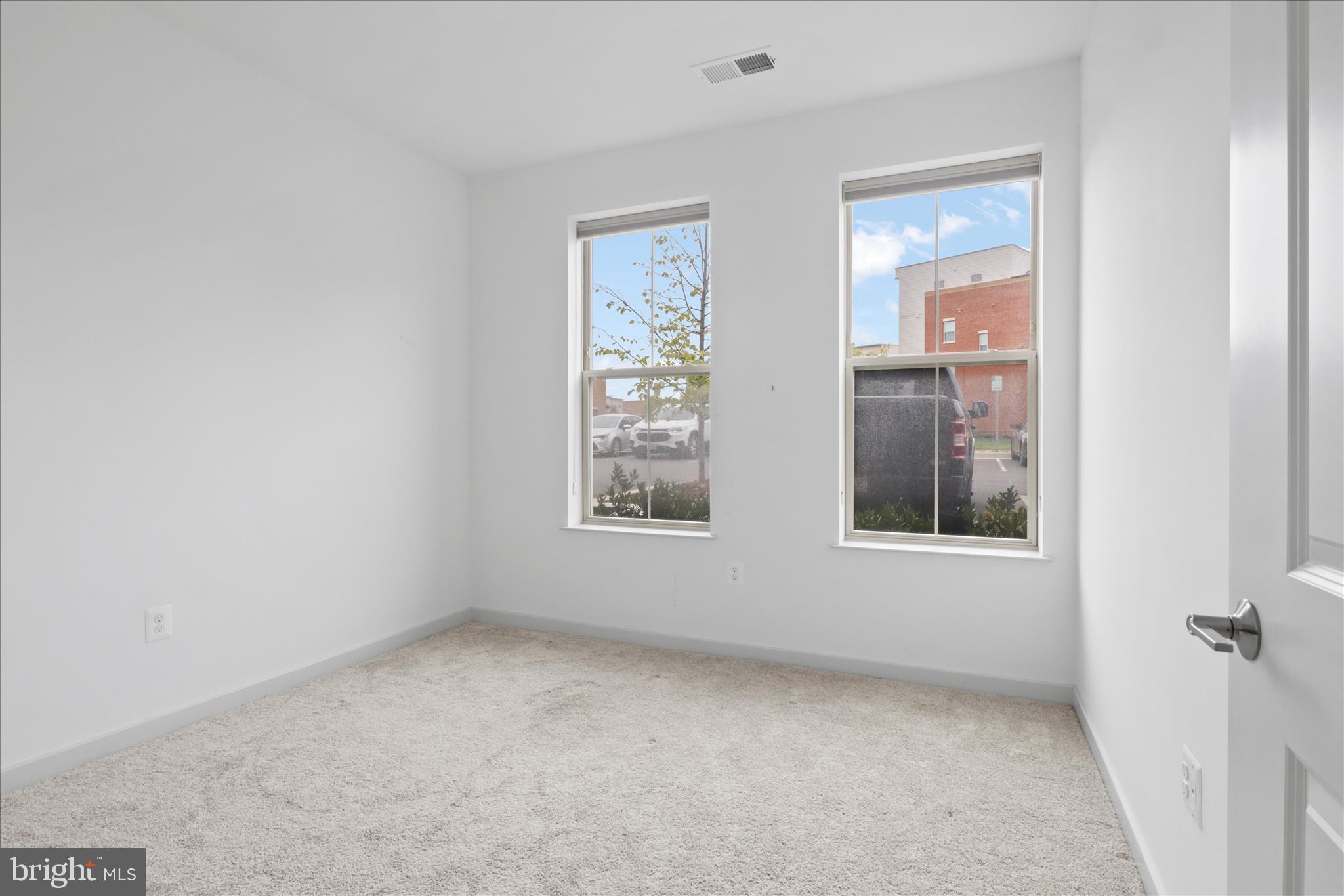 BOULEVARD VI TOWNS - Residential