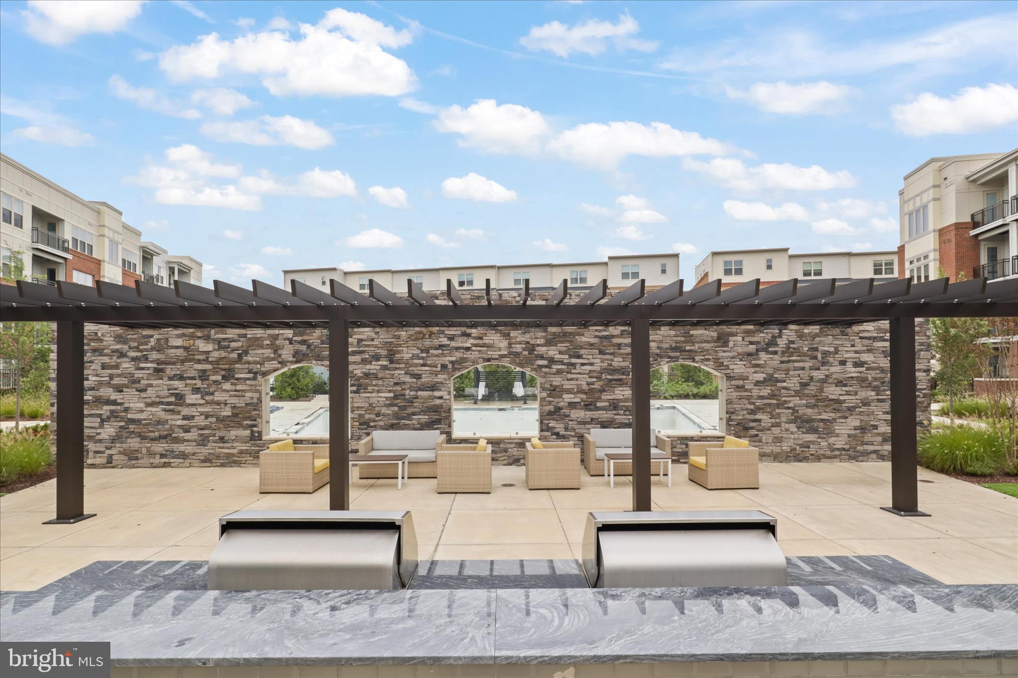 BOULEVARD VI TOWNS - Residential