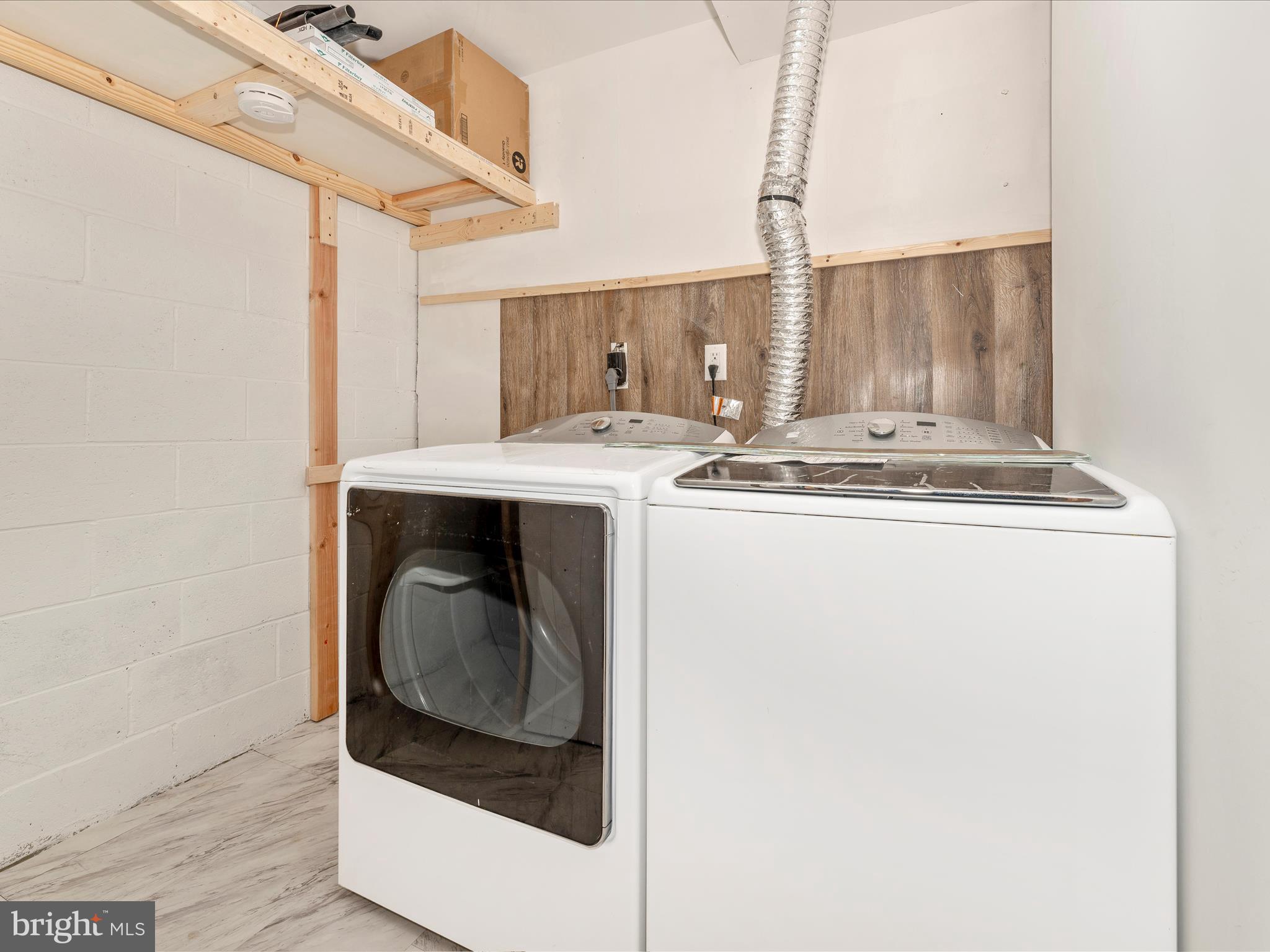 DREXEL WOODS - Residential