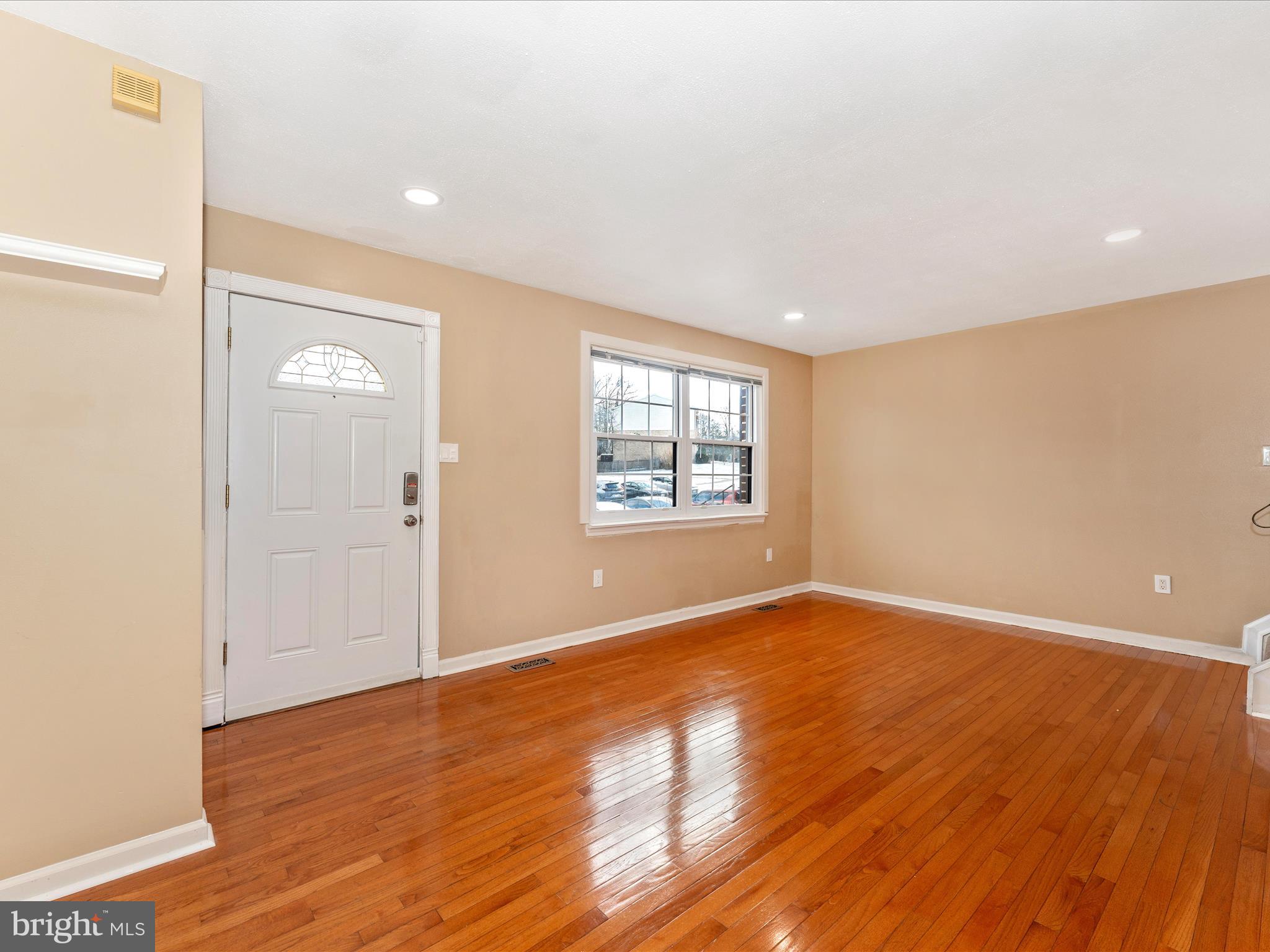 DREXEL WOODS - Residential