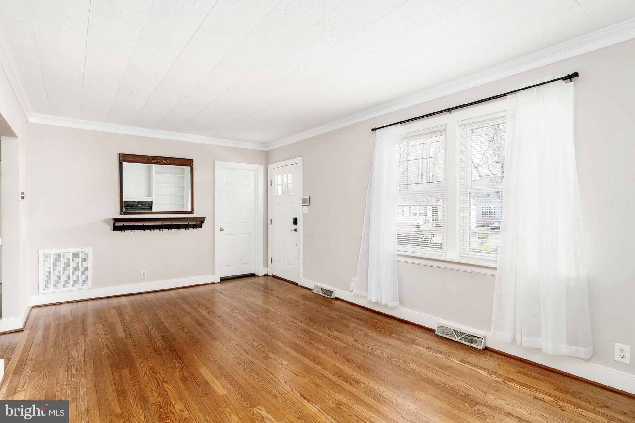 BEVERLY HILLS - Residential