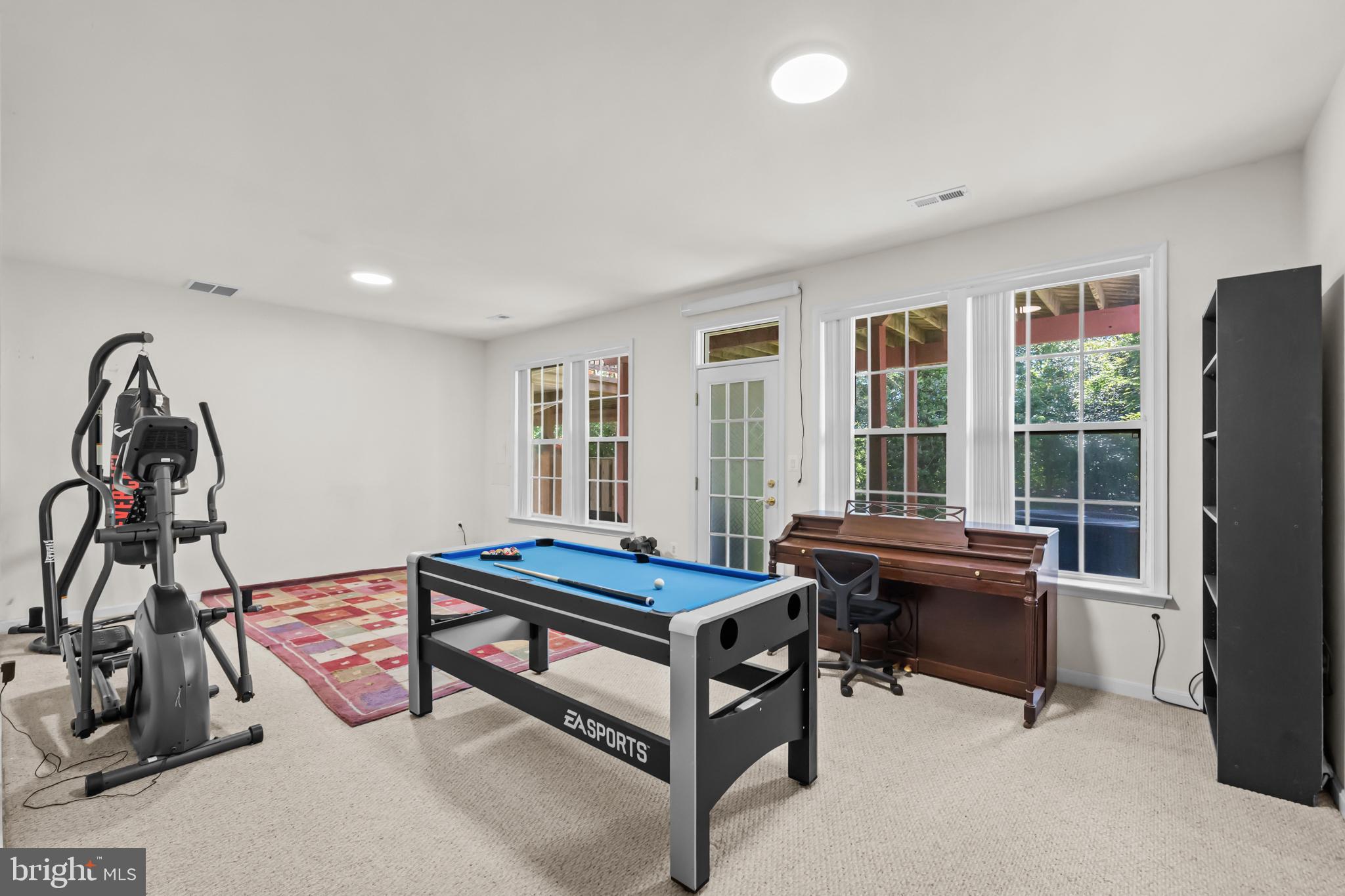 POTOMAC STATION - Residential