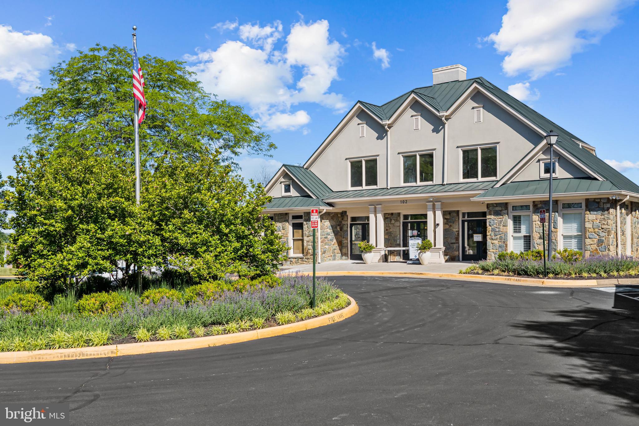 POTOMAC STATION - Residential