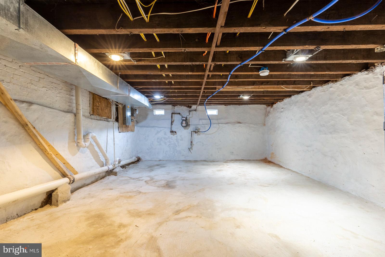 FRANCISVILLE - Residential Lease