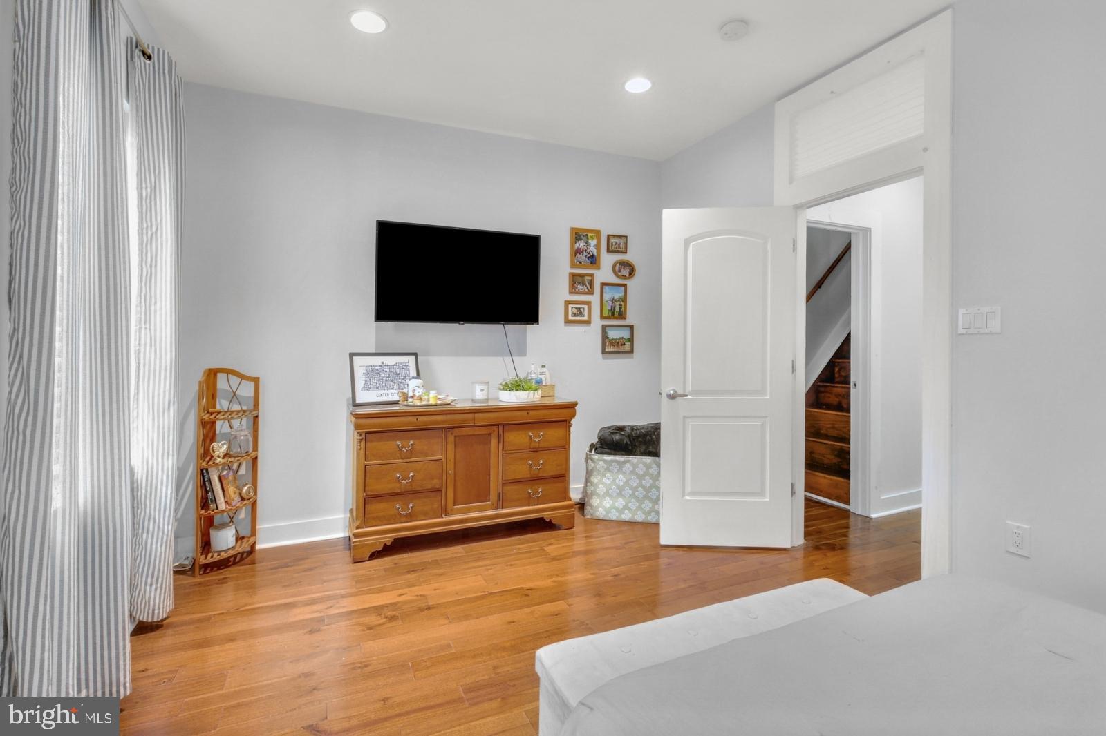 FRANCISVILLE - Residential Lease