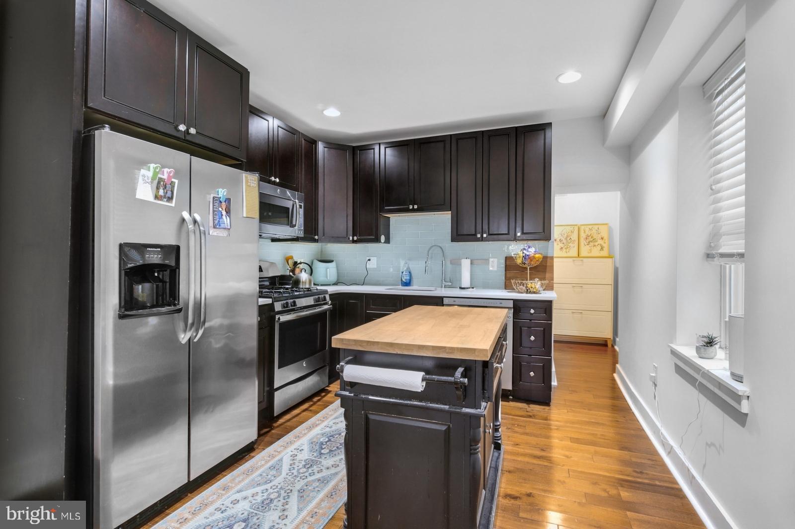 FRANCISVILLE - Residential Lease