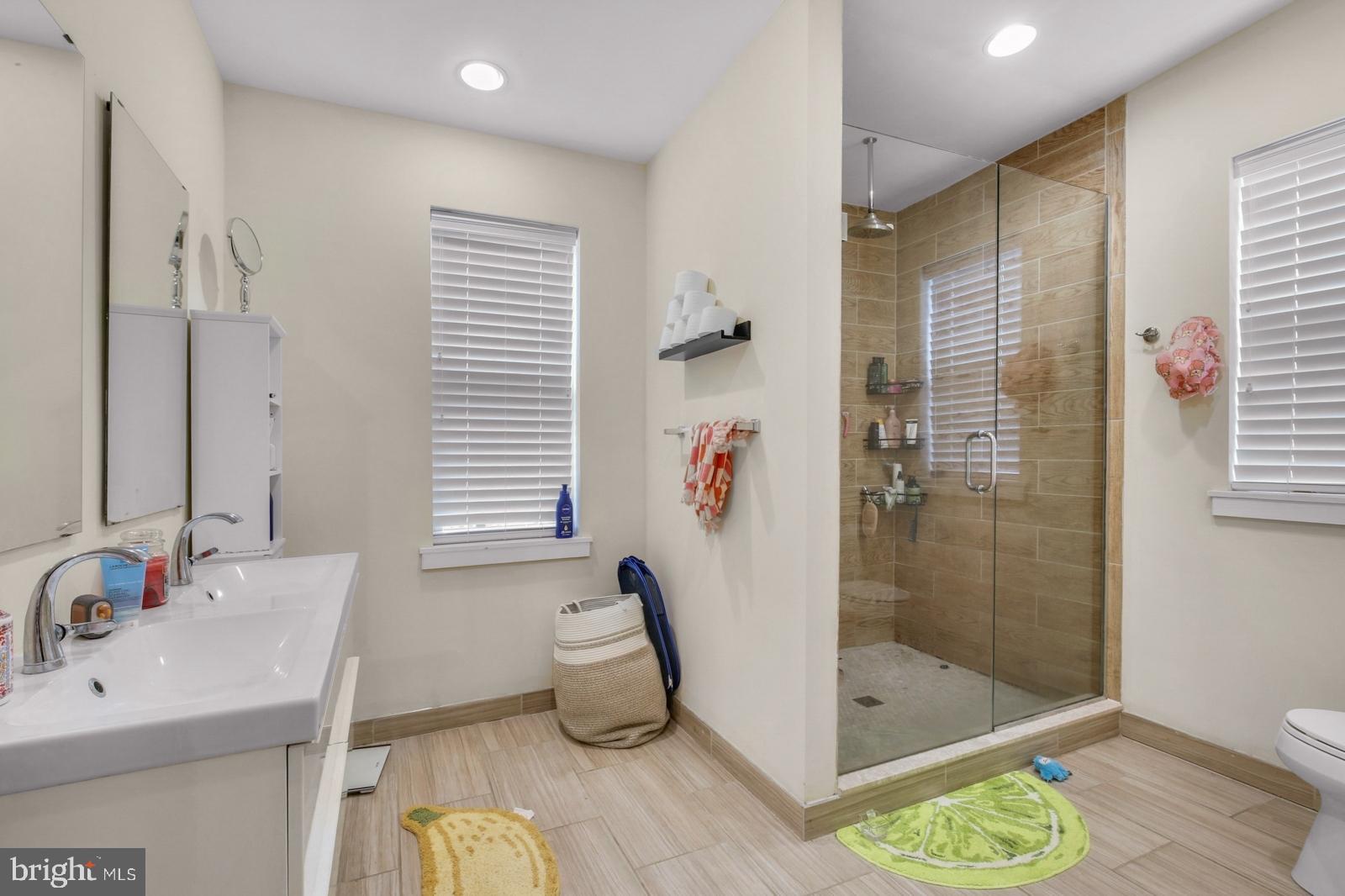 FRANCISVILLE - Residential Lease