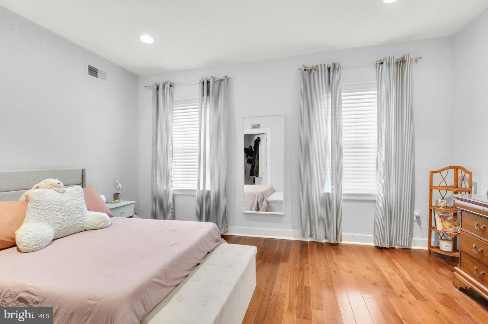 FRANCISVILLE - Residential Lease