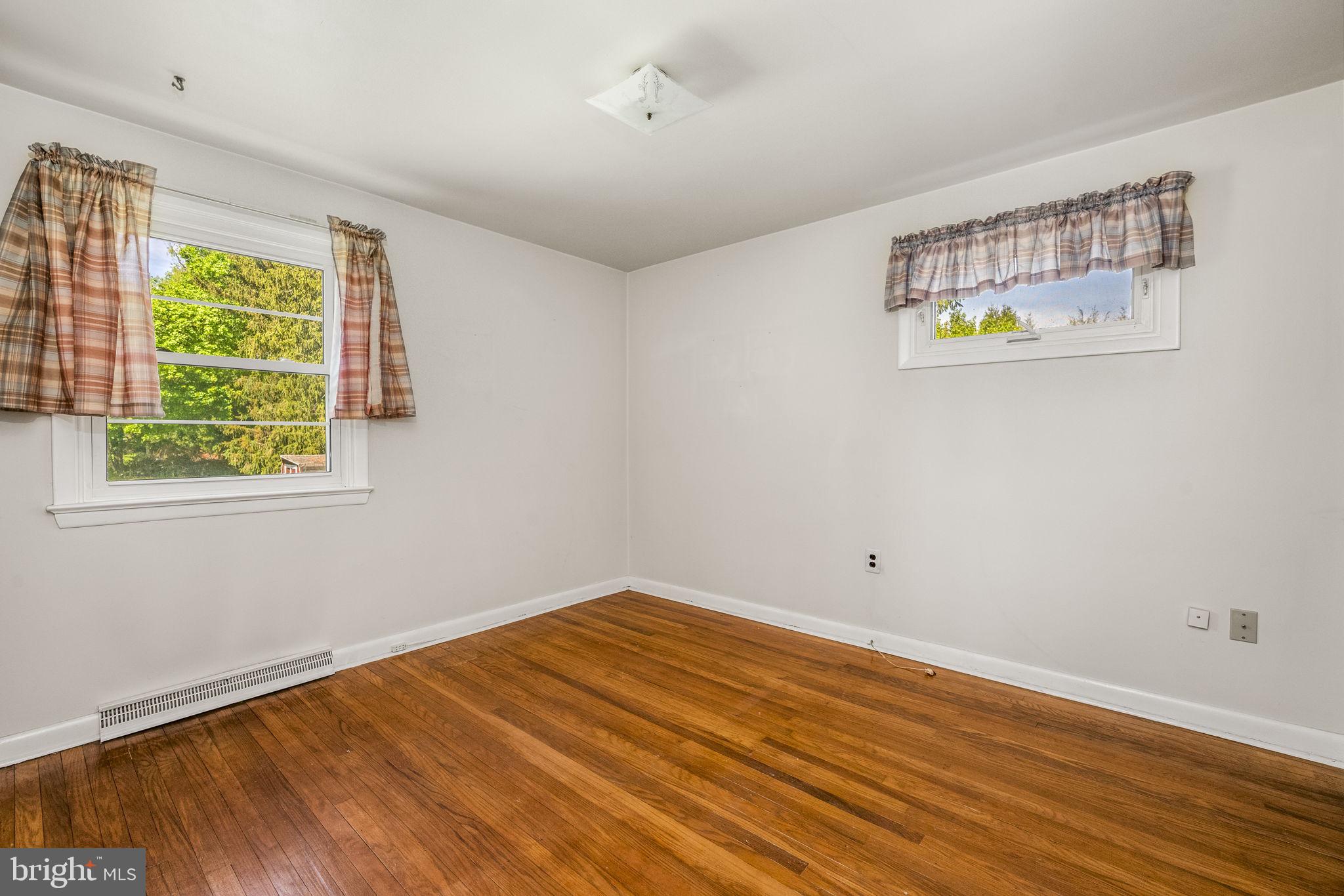 OAK HILL - Residential