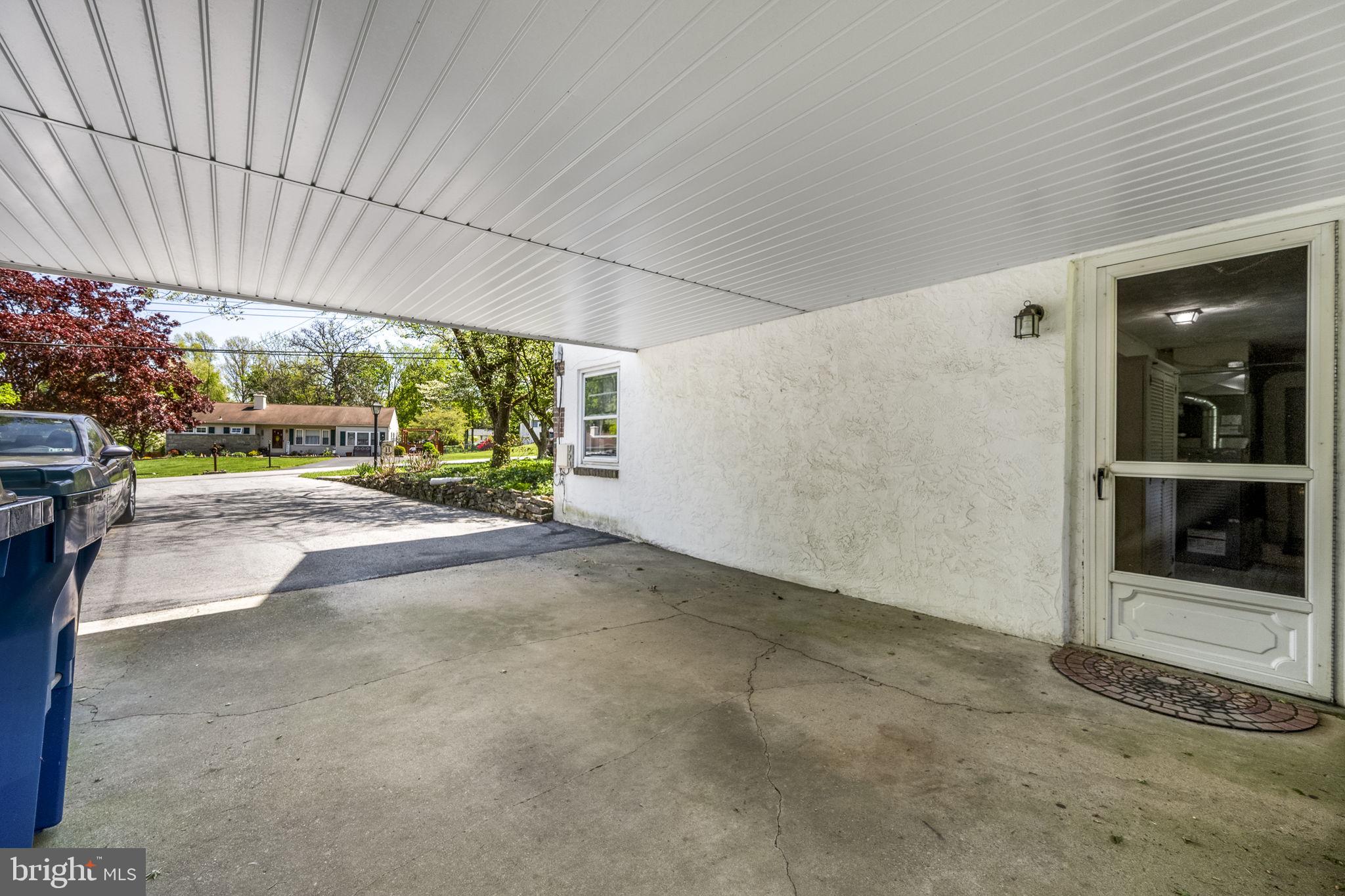 OAK HILL - Residential